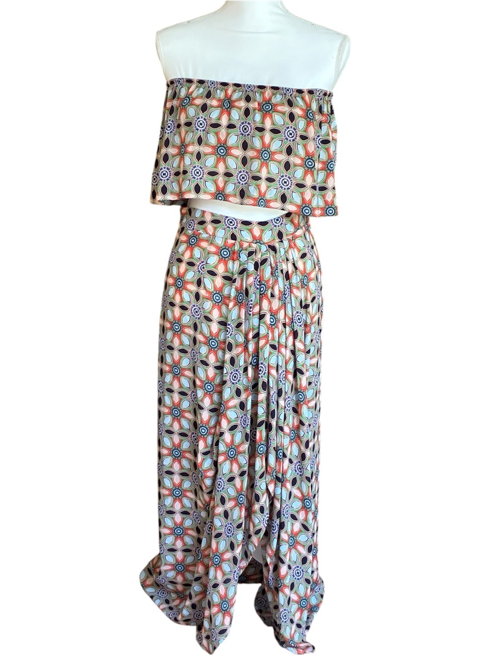 Olivaceous Retro Multicolor Geometric Print Maxi Skirt and Strapless Top Set S